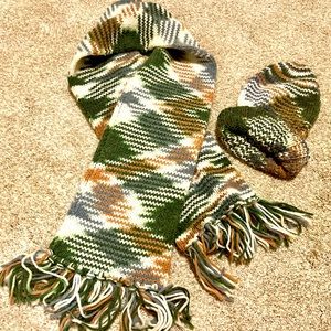 Hand knit woven scarf and beanie hat combo